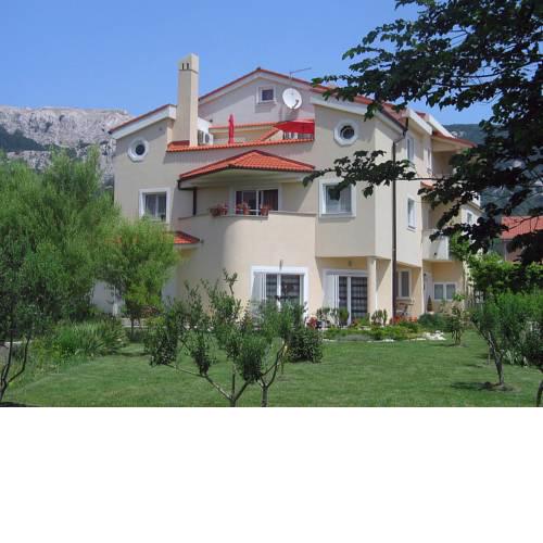 APARTMENTS KAY