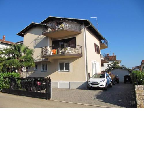 Apartments Kivi