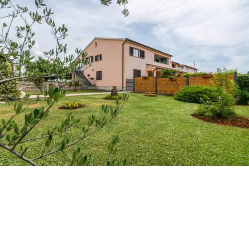 Apartments Korina