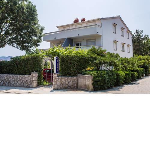 Apartments Kraljić I