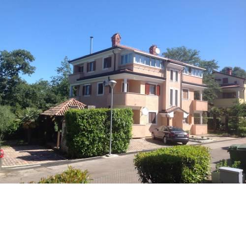 Apartments Krizine