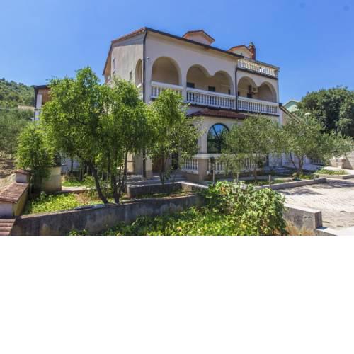 Apartments Kursar