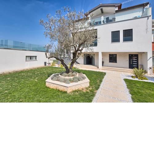Apartments La Mer