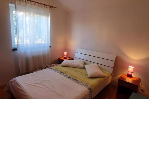 Apartments Labinac in Vabriga with garden close to sea