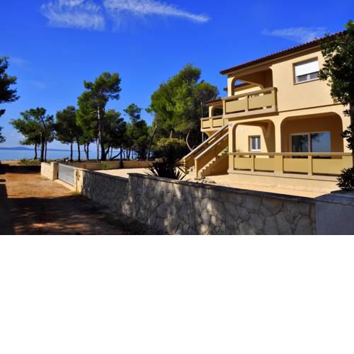 Apartments Laguna