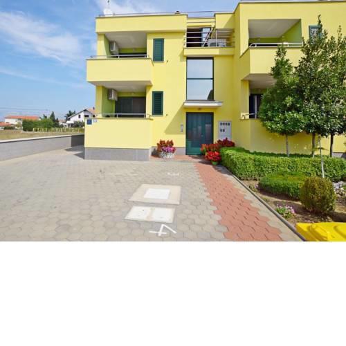 Apartments Lana