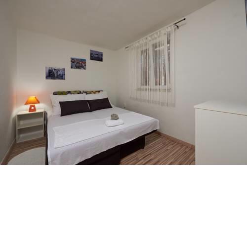 Apartments Lea