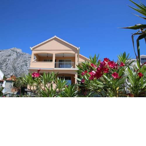 Apartments Leon