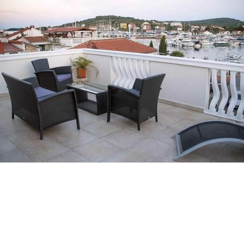 Apartments Leut
