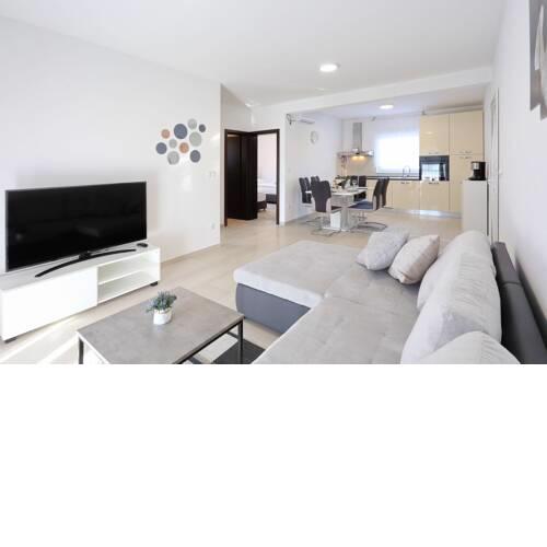 Apartments Lisac