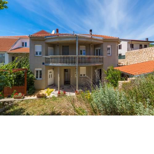 Apartments LUJO