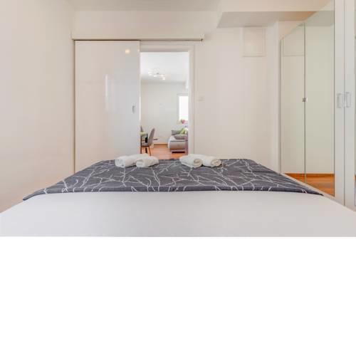 Apartments Maci - close to city centre (4+2)