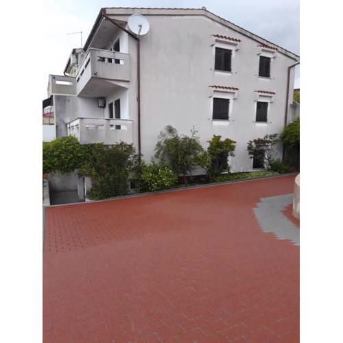 Apartments Maduna