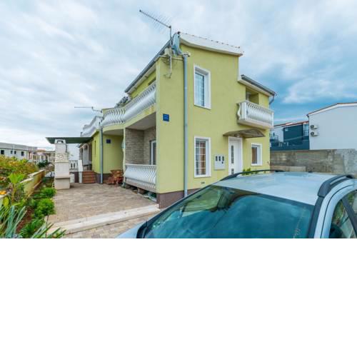 Apartments Mahnet