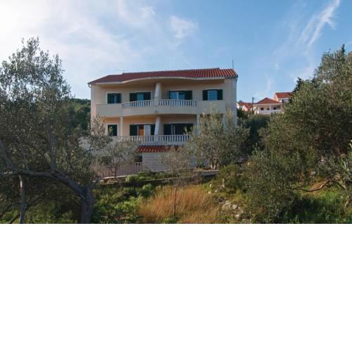 Apartments Maja
