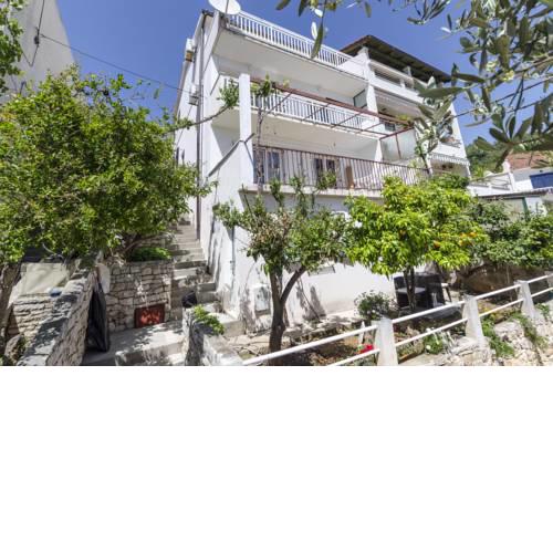 Apartments Majda