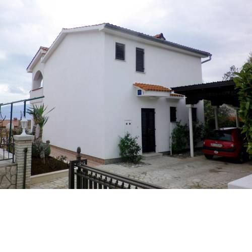 Apartments Majnaric