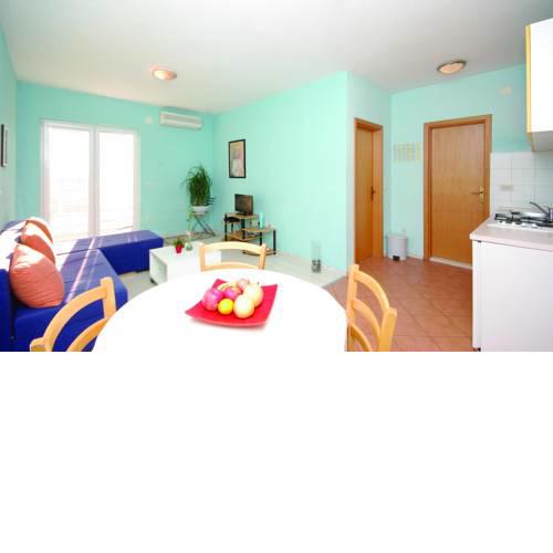Apartments Makarska