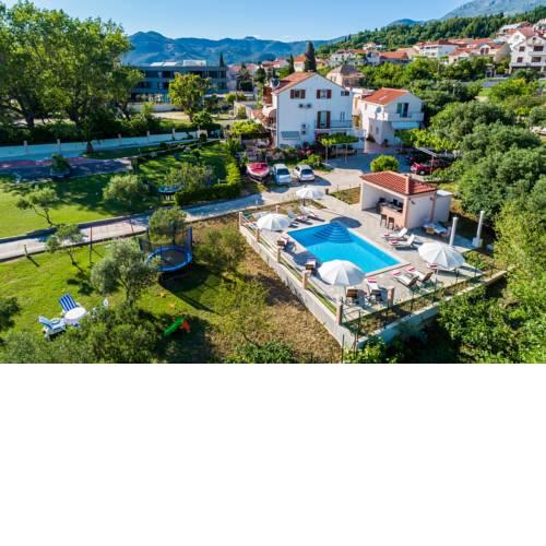 Apartments Mali Paradiso