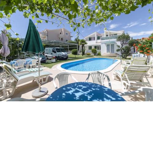 Apartments Manda