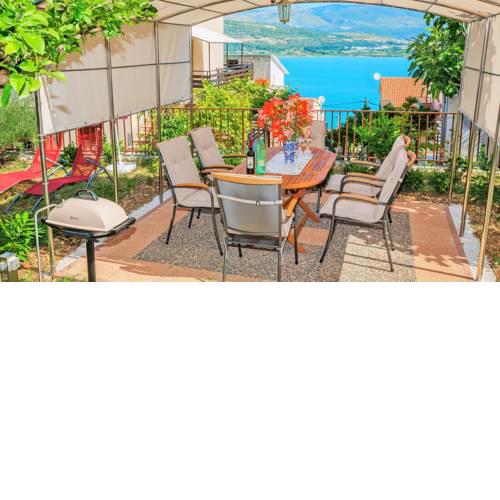 Apartments Mandaric