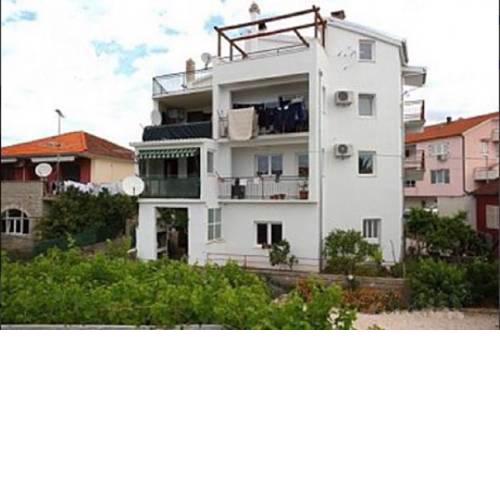Apartments Mara