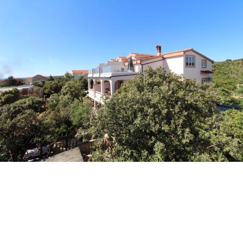Apartments Mare-200 m from the beach