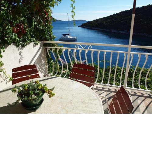 Apartments Mare