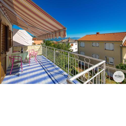 Apartments Marija with balcony