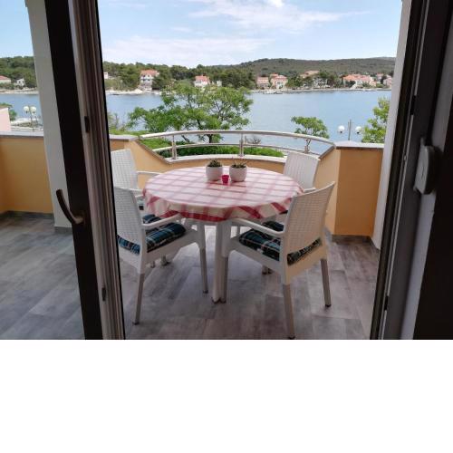 Apartments Marijan - sea view