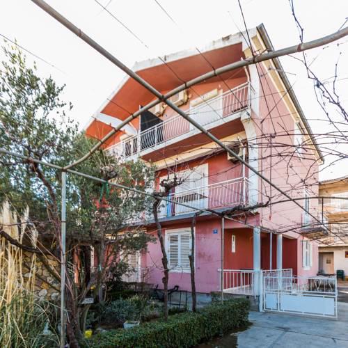 Apartments Marijana 80