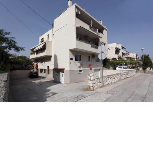 Apartments Marina
