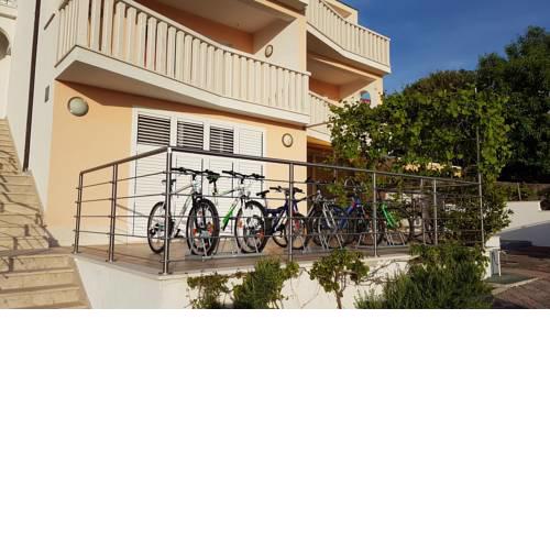 Apartments Maris