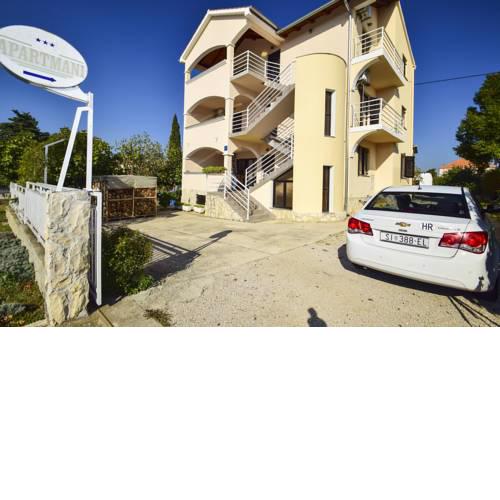 Apartments Marko 527