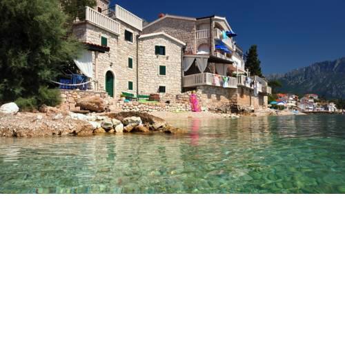 Apartments Martina Brist