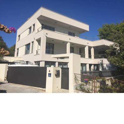 Apartments Maslina