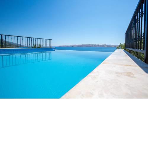 Apartments Matea with Pool and sea view
