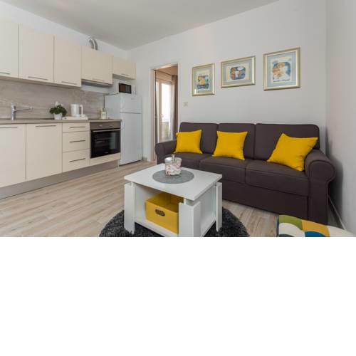 Apartments Maximus