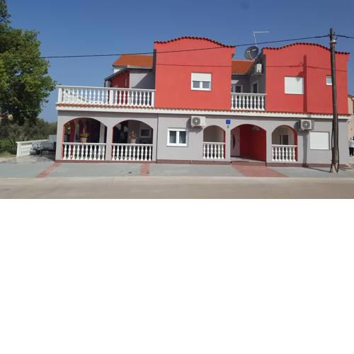 Apartments Megi