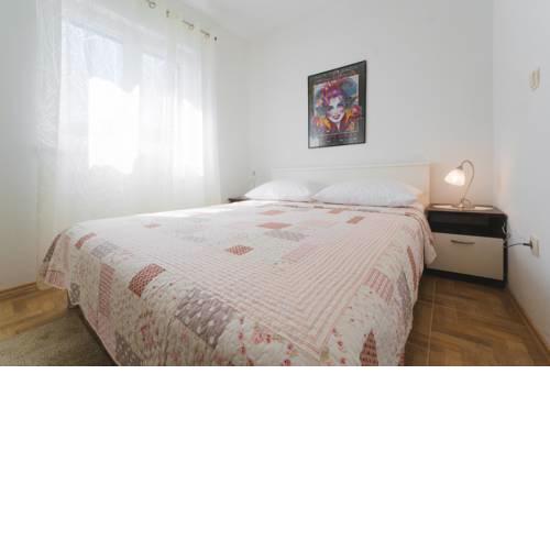 Apartments Miamare