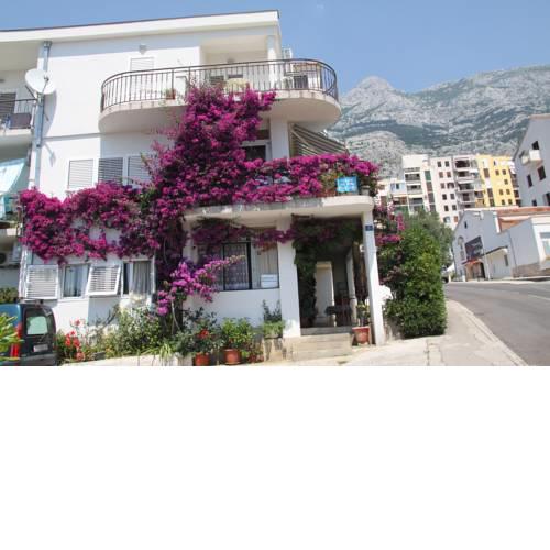 Apartments Milena & Ante