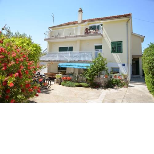 Apartments Milena