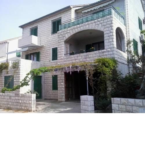 Apartments Miljana