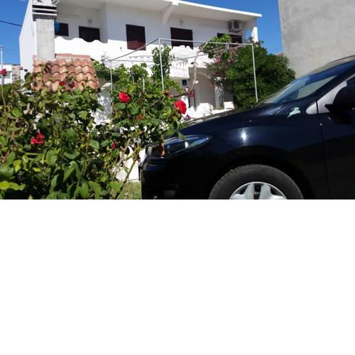 Apartments Milka Pag