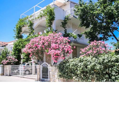 Apartments Milka