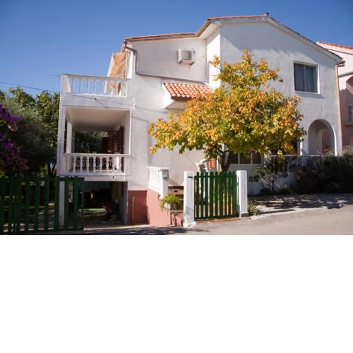 Apartments Milo