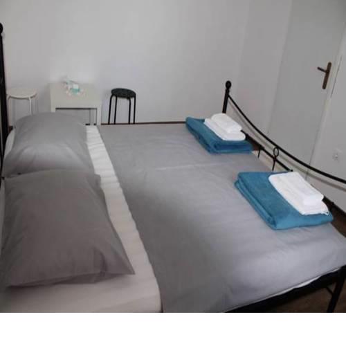 Apartments Mira