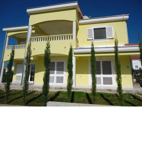 Apartments Mirjana