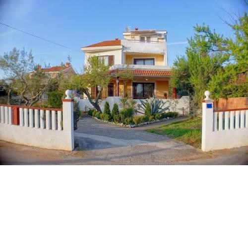 Apartments Mirjanica