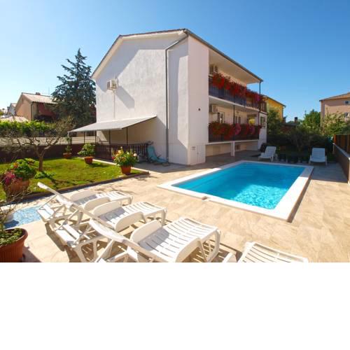 Apartments Mirko 647